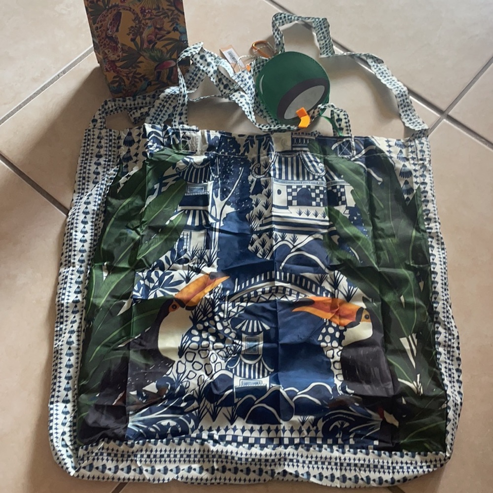Farm Rio - foldable bag.